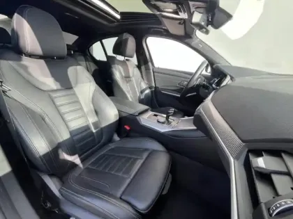 Photo 10 BMW Serie 3 Série 3 330eA 292ch M Sport 10cv