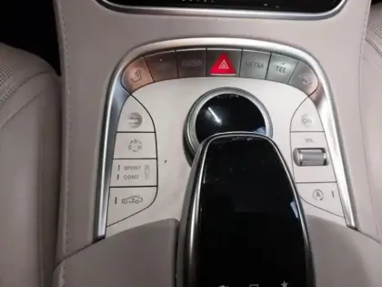 Photo 11 Mercedes Classe S  Coupe/CL 63 AMG 4Matic Speedshift MCT AMG