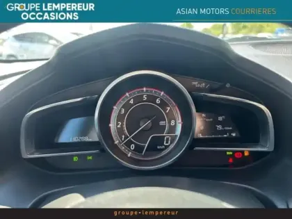 Photo 12 Mazda Mazda3 Mazda 3 2.0 SKYACTIV-G 120 Sélection