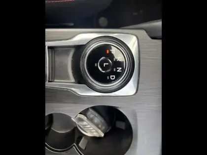 Photo 8 Ford Kuga  2.5 Duratec 180ch Hybrid FlexiFuel ST-Line Powershift