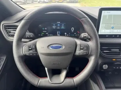 Photo 6 Ford Kuga  2.5 Duratec 180ch Hybrid FlexiFuel ST-Line Powershift