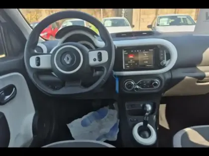 Photo 8 Renault Twingo  E-Tech Electric Zen R80 Achat Intégral - 21MY