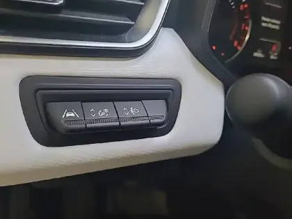 Photo 30 Renault Clio  TCe 90 - 21