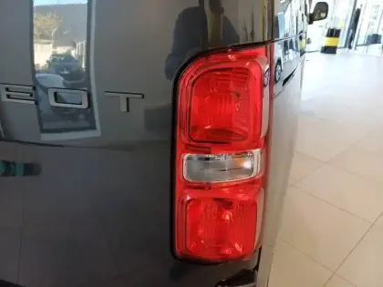 Photo 5 Peugeot Expert  CA FIXE M DIESEL 180 CH AUTOMATIQUE