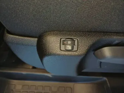 Photo 14 Peugeot Expert  CA FIXE M DIESEL 180 CH AUTOMATIQUE