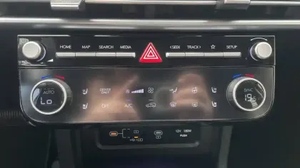 Photo 54 Hyundai Tucson  1.6 T-GDI 215 Hybrid BVA6