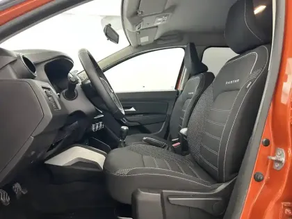 Photo 18 Dacia Duster Gén. II (HJD) Ph3 Journey 5