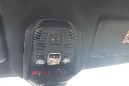 Photo 21 Peugeot 3008  Hybrid 225 e-EAT8