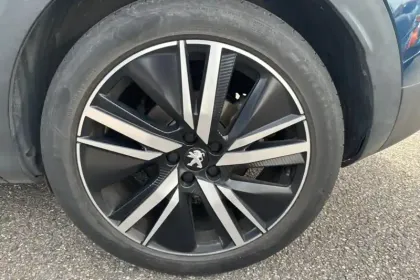 Photo 14 Peugeot 3008  Hybrid 225 e-EAT8