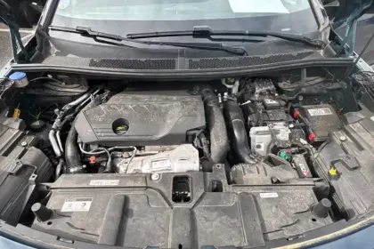 Photo 15 Peugeot 3008  Hybrid 225 e-EAT8