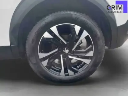 Photo 15 Peugeot 2008  BlueHDi 130 S&S EAT8