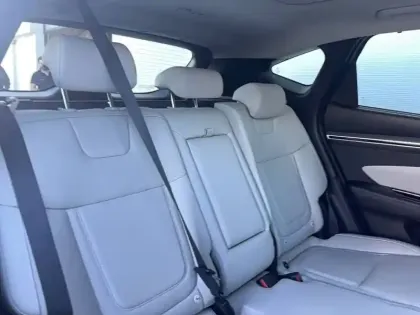 Photo 15 Hyundai Tucson  1.6 T-GDI 215 Hybrid BVA6