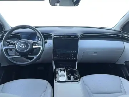 Photo 9 Hyundai Tucson  1.6 T-GDI 215 Hybrid BVA6