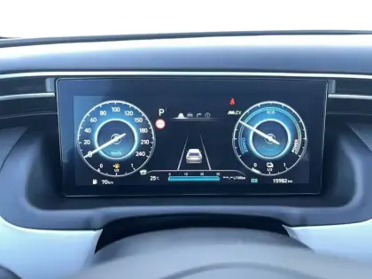 Photo 42 Hyundai Tucson  1.6 T-GDI 215 Hybrid BVA6