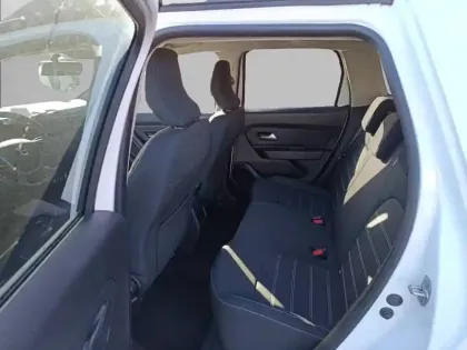 Photo 11 Dacia Duster  TCe 150 FAP 4x2 EDC