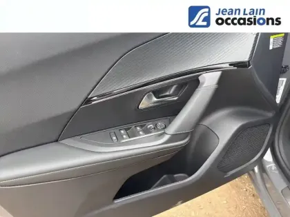 Photo 58 Peugeot 2008  Hybrid 145 e-DCS6