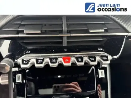 Photo 33 Peugeot 2008  Hybrid 145 e-DCS6