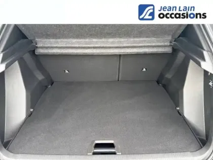 Photo 49 Peugeot 2008  Hybrid 145 e-DCS6