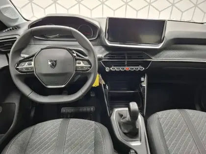 Photo 32 Peugeot 208  PureTech 75 S&S BVM5