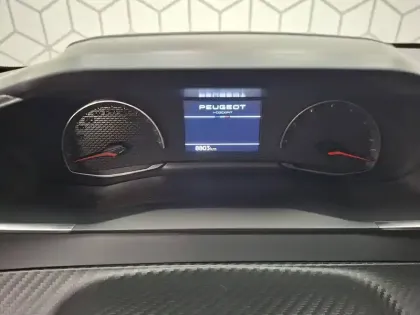 Photo 130 Peugeot 208  PureTech 75 S&S BVM5