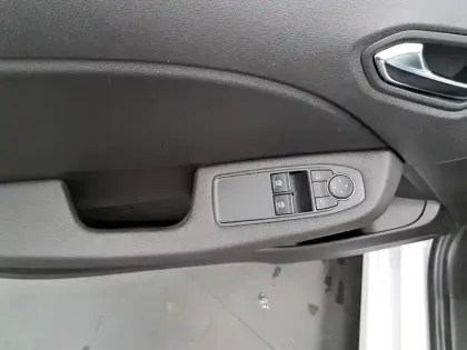 Photo 26 Renault Clio  Blue dCi 100 - 21N