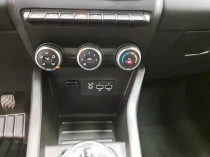 Photo 34 Renault Clio  Blue dCi 100 - 21N