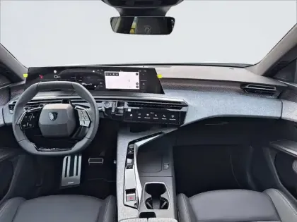 Photo 47 Peugeot 3008  Hybrid 145 e-DCS6