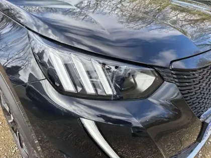 Photo 15 Peugeot 2008  Electrique 136 ch