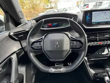 Photo 8 Peugeot 2008  Electrique 136 ch