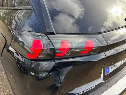 Photo 16 Peugeot 2008  Electrique 136 ch