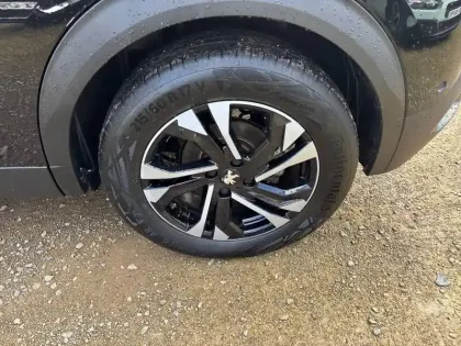 Photo 12 Peugeot 2008  Electrique 136 ch