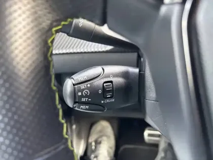 Photo 18 Peugeot 2008  Electrique 136 ch