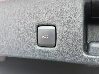 Photo 55 Ford Kuga  2.5 DURATEC 190 FLEXIFUEL FHEV E85 POWERSHIFT