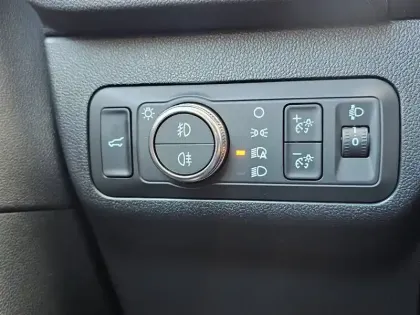 Photo 35 Ford Kuga  2.5 DURATEC 190 FLEXIFUEL FHEV E85 POWERSHIFT