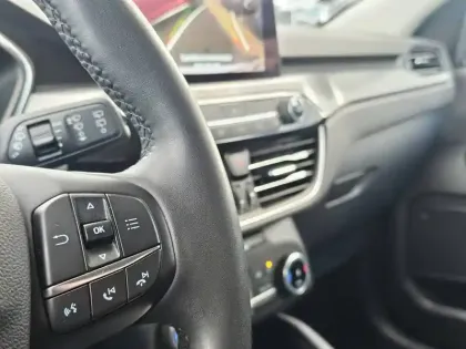 Photo 13 Ford Kuga  2.5 DURATEC 190 FLEXIFUEL FHEV E85 POWERSHIFT