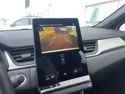 Photo 23 Renault Captur  E-Tech full hybrid 145 ch