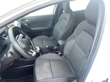 Photo 64 Renault Captur  E-Tech full hybrid 145 ch