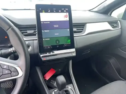 Photo 11 Renault Captur  E-Tech full hybrid 145 ch