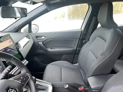 Photo 69 Renault Captur  E-Tech full hybrid 145 ch