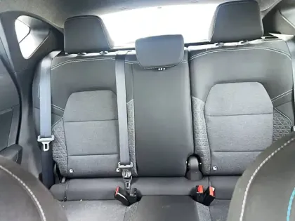 Photo 28 Renault Captur  E-Tech full hybrid 145 ch