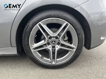 Photo 10 Mercedes Classe A  180 d 7G-DCT