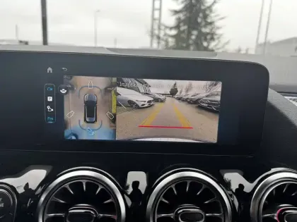 Photo 14 Mercedes GLA  200 d 8G-DCT