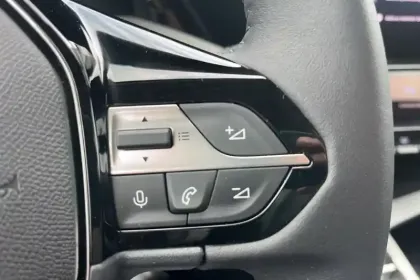 Photo 53 Peugeot 308  SW Electrique 54 kWh 156ch