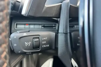 Photo 25 Peugeot 5008  BlueHDi 130ch S&S EAT8