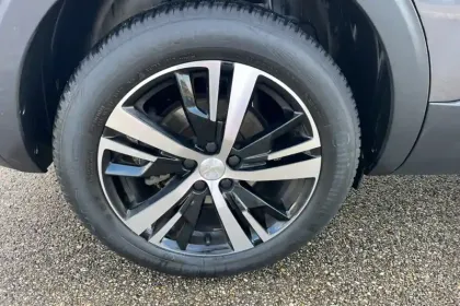 Photo 10 Peugeot 5008  BlueHDi 130ch S&S EAT8