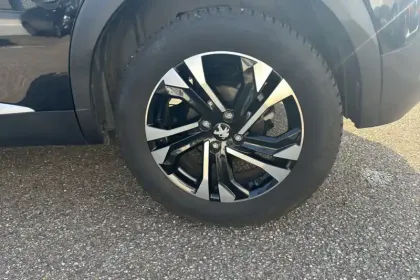 Photo 12 Peugeot 2008 Gén. II Ph1 NG Allure Pack 5