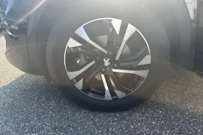 Photo 11 Peugeot 2008 Gén. II Ph1 NG Allure Pack 5