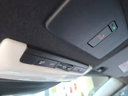 Photo 35 Nissan Juke  HYBRID 143