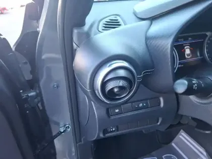 Photo 27 Nissan Juke  HYBRID 143