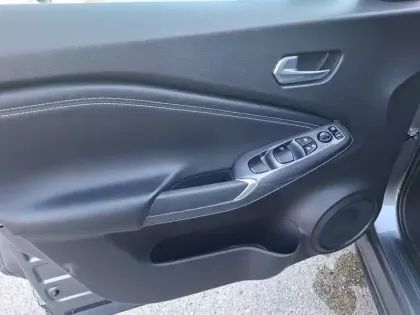 Photo 26 Nissan Juke  HYBRID 143